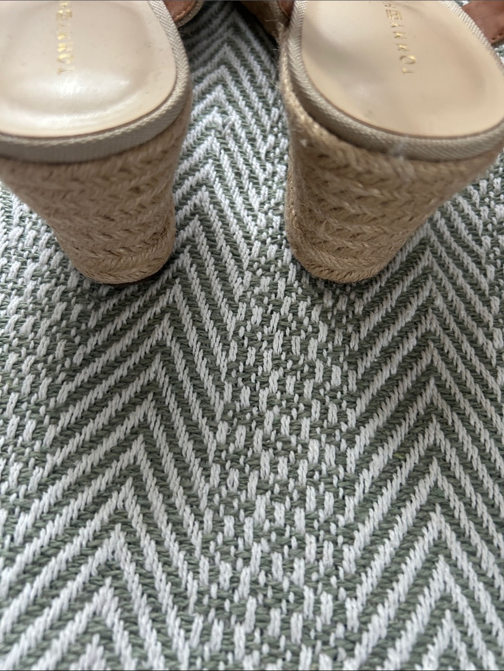 NEW Tommy Hilfiger Neutral Beige Canvas Espadrille Wedge Sandals - Picture 3 of 4